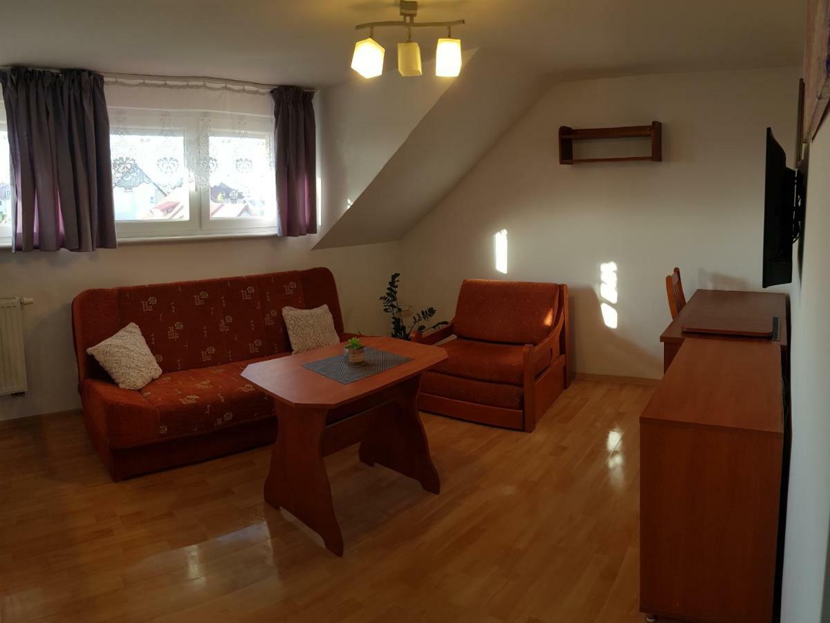 Pokoje Goscinne U Laury Rewal Quarto foto